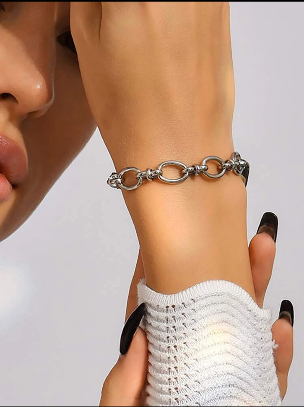 SEEME Collection Oval Oma bracelet