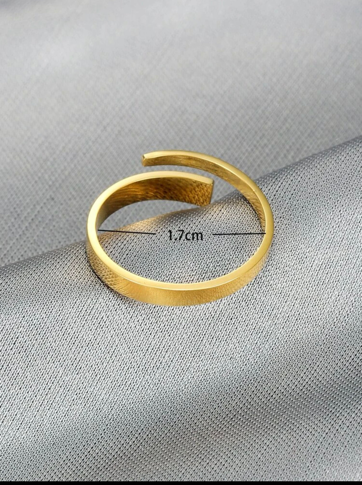 Timeless- Invisible Stack Ring