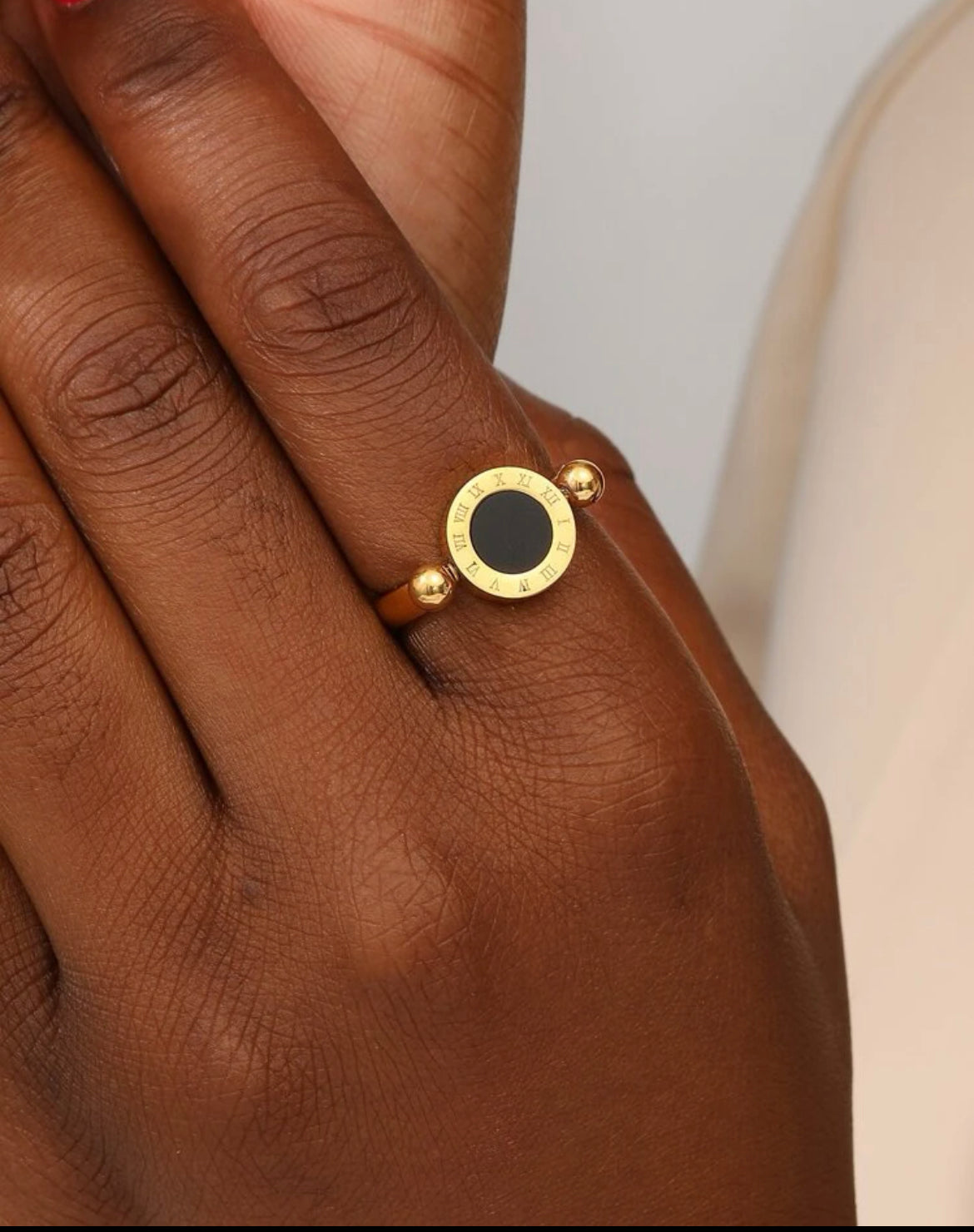 Roman Numeral Round ring