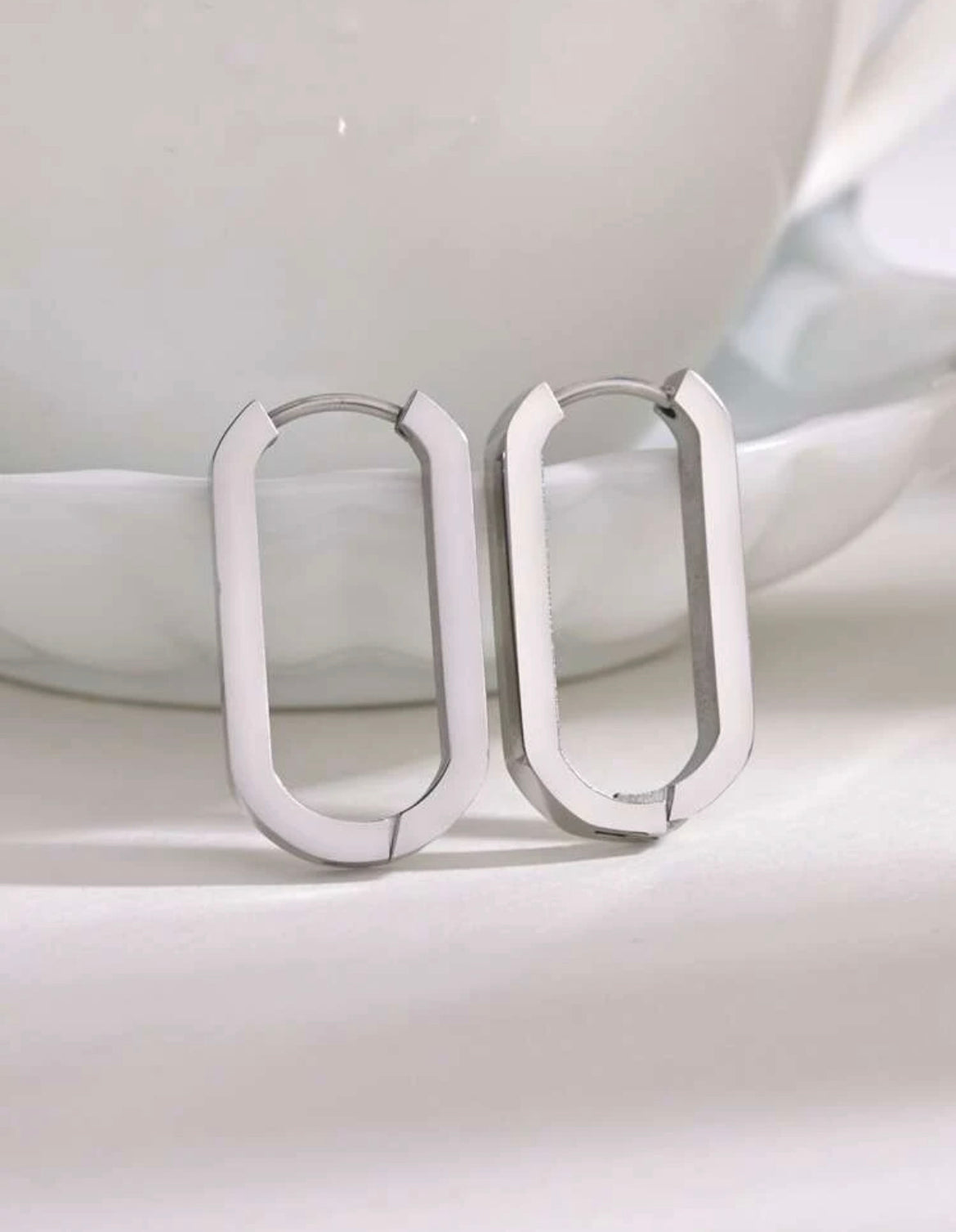 Mini squared hoops