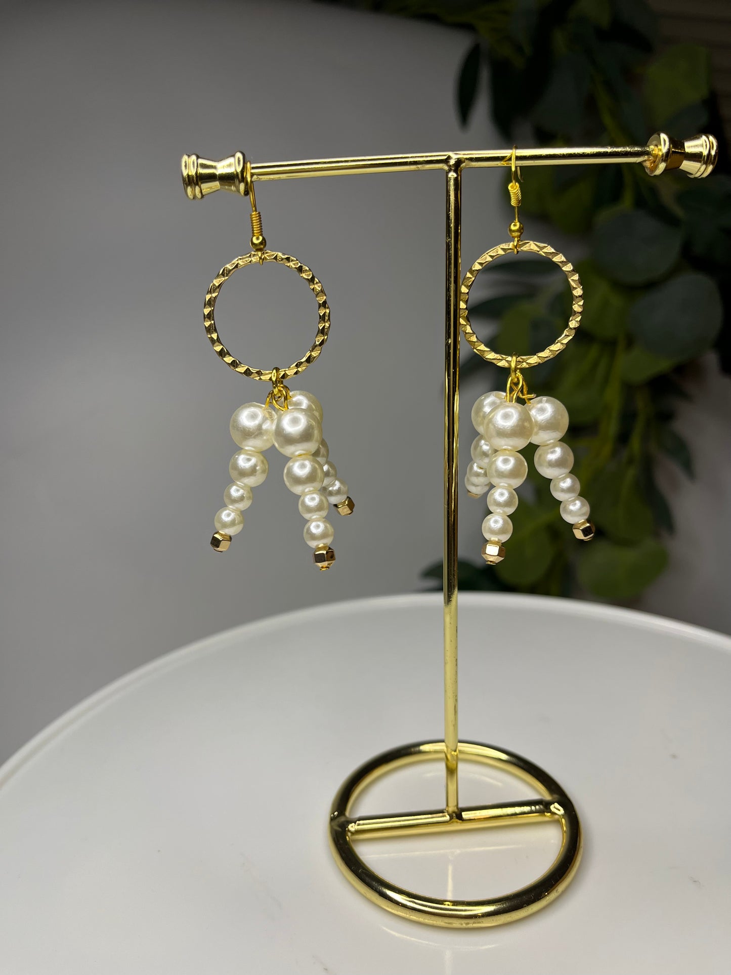 Pearl Classic earrings
